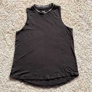 Ladies XS (0-2), black tank top